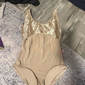stunning yumiko leotard